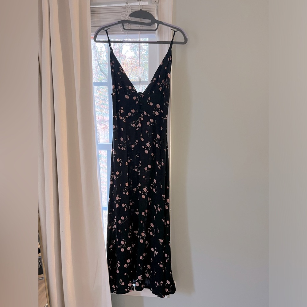Reformation Dress - black floral dress